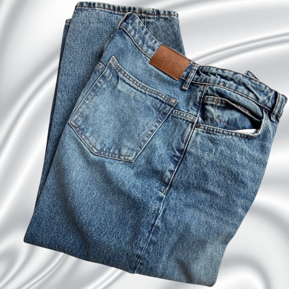 We The Free Wide Leg Crop Denim Jeans Sz 31 Button Fly Medium Wash - Picture 5 of 16